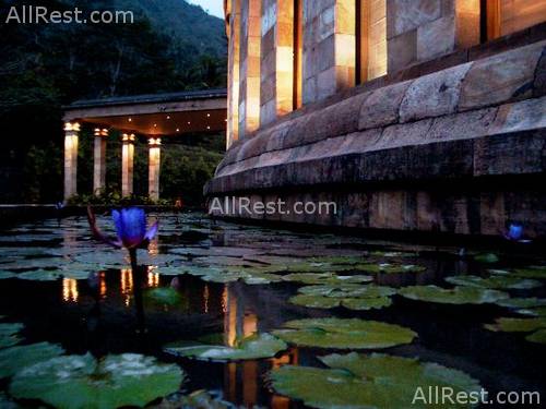 Amanjiwo resort 24